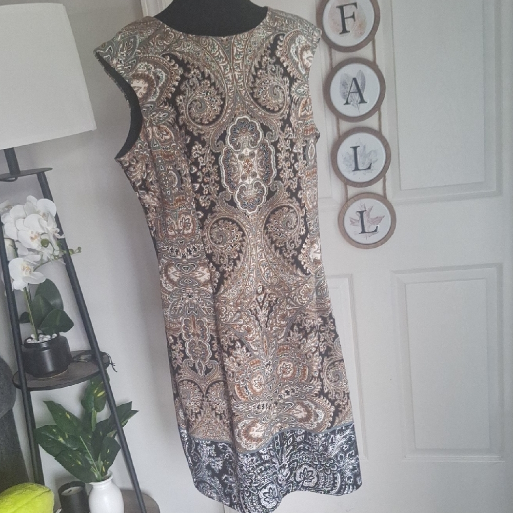 Studio One Paisley Midi Dress in Black and Brown